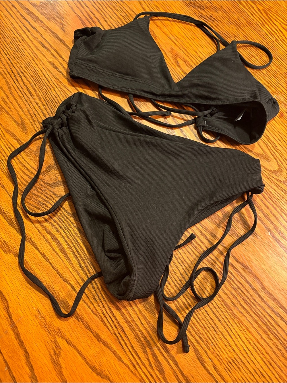 MED Classic Black String Bikini Set - Women's Swimwear NEW, PERFECT CONDITION